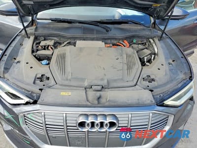 Zdjęcie 12 z 13 samochodu: 2019 AUDI E-TRON PRESTIGE VIN:WA1VAAGE6KB007501 - miniatura