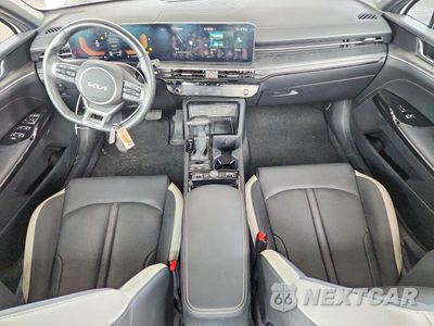 Zdjęcie 8 z 12 samochodu: 2025 KIA K5 GT LINE VIN:KNAG64J78S5306513 - miniatura