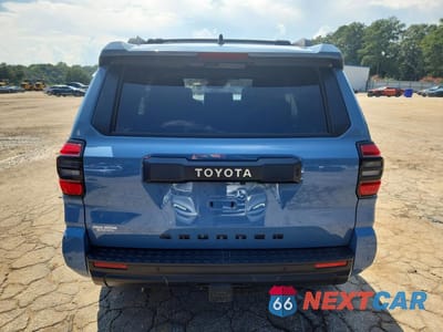 Zdjęcie 6 z 12 samochodu: 2025 TOYOTA 4RUNNER TRD OFF-ROAD PREMIUM VIN:JTEVA5BR2S5035782 - miniatura