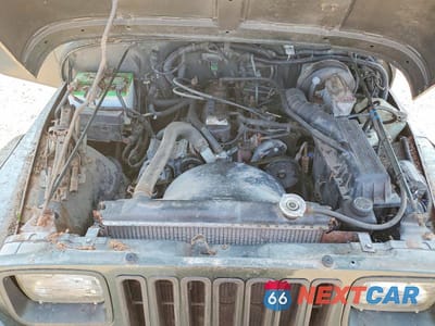 Zdjęcie 11 z 13 samochodu: 1995 JEEP WRANGLER / YJ VIN:1J4FY19P0SP263067 - miniatura