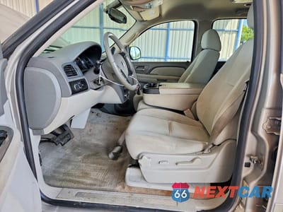 Zdjęcie 7 z 12 samochodu: 2008 CHEVROLET TAHOE C1500 VIN:1GNFC13078J210448 - miniatura