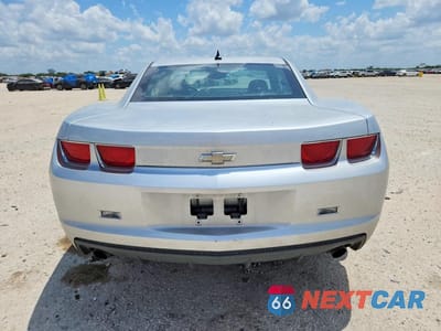 Zdjęcie 6 z 13 samochodu: 2010 CHEVROLET CAMARO LS VIN:2G1FA1EVXA9162624 - miniatura