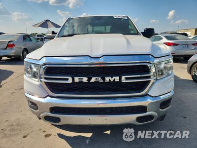 Piąte zdjęcie samochodu w środku: 2023 RAM 1500 TRADESMAN VIN:1C6SRECGXPN599773 - miniatura