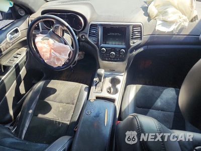 Zdjęcie 8 z 12 samochodu: 2018 JEEP GRAND CHEROKEE LAREDO VIN:1C4RJFAG6JC375118 - miniatura
