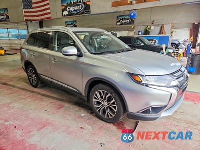 Czwarte zdjęcie samochodu z boku: 2018 MITSUBISHI OUTLANDER SE VIN:JA4AZ3A3XJZ007730 - miniatura