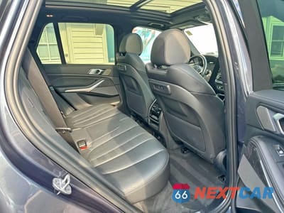 Zdjęcie 8 z 15 samochodu: 2021 BMW X5 XDRIVE45E VIN:5UXTA6C01M9F30456 - miniatura