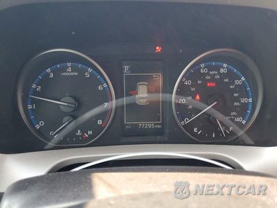 Zdjęcie 9 z 13 samochodu: 2018 TOYOTA RAV4 LE VIN:2T3BFREV2JW764719 - miniatura