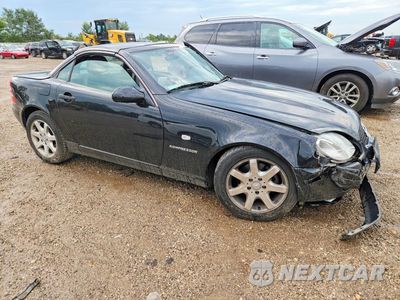 Czwarte zdjęcie samochodu z boku: 1998 MERCEDES-BENZ SLK 230 KOMPRESSOR VIN:WDBKK47F8WF020182 - miniatura