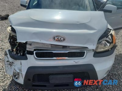 Zdjęcie 11 z 12 samochodu: 2010 KIA SOUL + VIN:KNDJT2A20A7171010 - miniatura