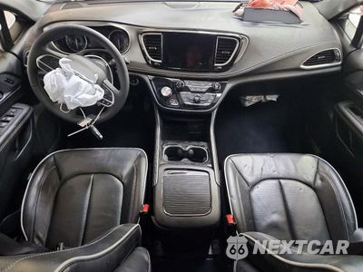 Zdjęcie 8 z 13 samochodu: 2026 CHRYSLER PACIFICA LIMITED VIN:2C4RC1GG2TR178655 - miniatura