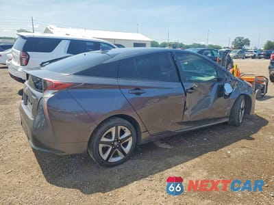 Trzecie zdjęcie samochodu z tyłu: 2018 TOYOTA PRIUS FOUR TOURING VIN:JTDKARFU4J3059413 - miniatura
