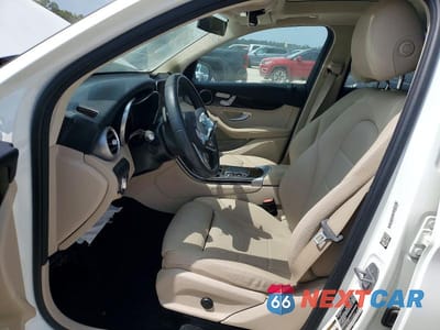 Zdjęcie 7 z 12 samochodu: 2021 MERCEDES-BENZ GLC 300 VIN:W1N0G8DB2MF900853 - miniatura