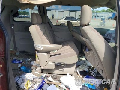 Zdjęcie 11 z 13 samochodu: 2006 CHRYSLER TOWN & COUNTRY VIN:1A4GP45R86B746065 - miniatura