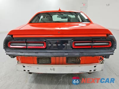 Zdjęcie 6 z 12 samochodu: 2016 DODGE CHALLENGER SXT VIN:2C3CDZAG9GH316766 - miniatura