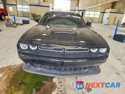 Piąte zdjęcie samochodu w środku: 2021 DODGE CHALLENGER GT VIN:2C3CDZJGXMH672302 - miniatura