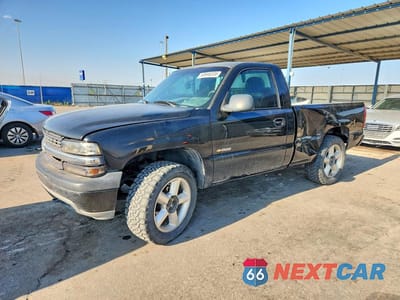 2001 CHEVROLET SILVERADO C1500 1GCEC14W31Z208713 - główne zdjęcie licytacji z USA - miniatura