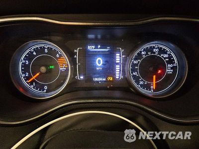 Zdjęcie 9 z 14 samochodu: 2019 JEEP CHEROKEE LATITUDE PLUS VIN:1C4PJMLB9KD194801 - miniatura
