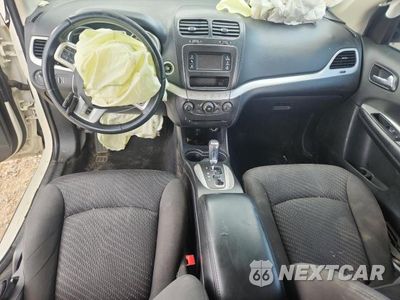 Zdjęcie 8 z 14 samochodu: 2018 DODGE JOURNEY SE VIN:3C4PDCAB8JT383839 - miniatura