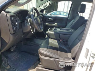 Zdjęcie 7 z 12 samochodu: 2019 CHEVROLET SILVERADO K1500 VIN:3GCUYAEFXKG184066 - miniatura