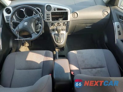 Zdjęcie 8 z 12 samochodu: 2005 TOYOTA MATRIX XR VIN:2T1KR32E75C445888 - miniatura