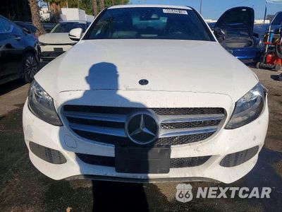 Piąte zdjęcie samochodu w środku: 2018 MERCEDES-BENZ C 300 VIN:55SWF4JB7JU275995 - miniatura