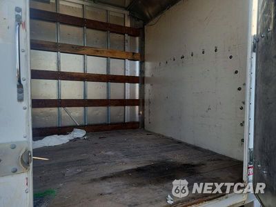Zdjęcie 10 z 12 samochodu: 2015 CHEVROLET EXPRESS BOX TRUCK VIN:1GB3G3CG6F1260171 - miniatura