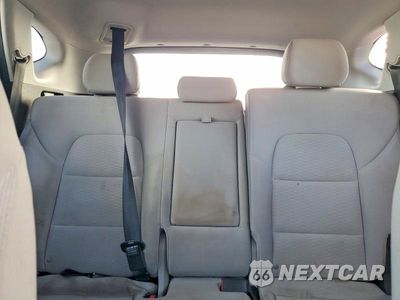 Zdjęcie 10 z 13 samochodu: 2019 HYUNDAI TUCSON SE VIN:KM8J2CA48KU951166 - miniatura
