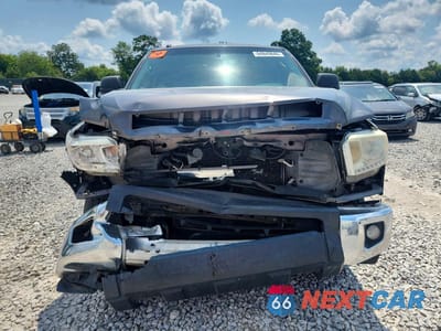 Piąte zdjęcie samochodu w środku: 2014 TOYOTA TUNDRA CREWMAX SR5 VIN:5TFDW5F11EX414013 - miniatura