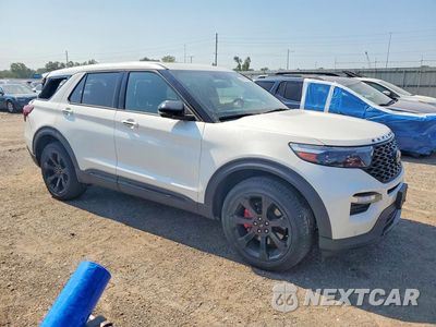 Czwarte zdjęcie samochodu z boku: 2022 FORD EXPLORER ST VIN:1FM5K8GCXNGC47048 - miniatura