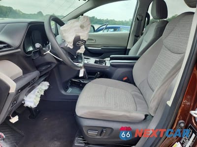 Zdjęcie 7 z 14 samochodu: 2024 TOYOTA SIENNA LE VIN:5TDKRKEC0RS207611 - miniatura