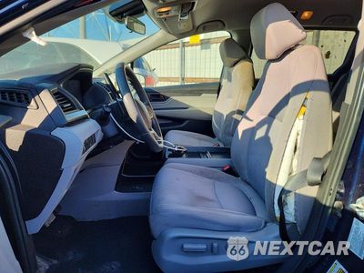 Zdjęcie 7 z 13 samochodu: 2020 HONDA ODYSSEY EX VIN:5FNRL6H50LB055362 - miniatura