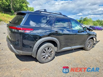 Trzecie zdjęcie samochodu z tyłu: 2024 NISSAN PATHFINDER SV VIN:5N1DR3BC5RC224842 - miniatura