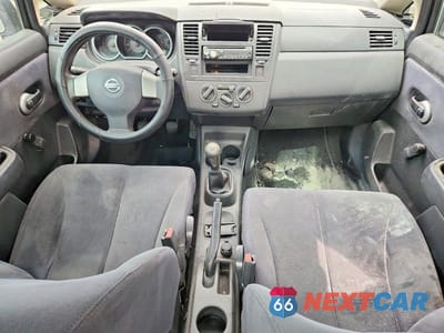 Zdjęcie 8 z 14 samochodu: 2009 NISSAN VERSA 1.6 BASE VIN:3N1CC11EX9L457308 - miniatura