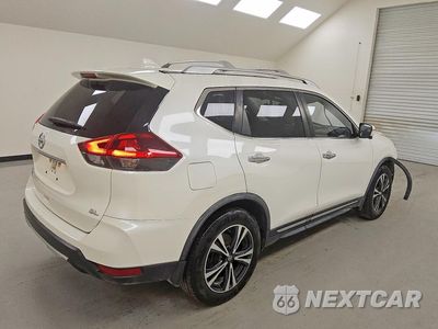 Trzecie zdjęcie samochodu z tyłu: 2018 NISSAN ROGUE SL VIN:JN8AT2MTXJW459406 - miniatura