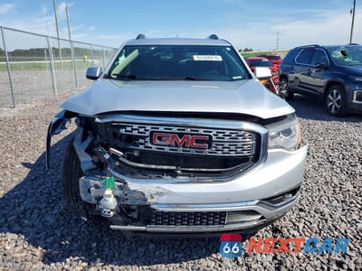 Piąte zdjęcie samochodu w środku: 2017 GMC ACADIA DENALI VIN:1GKKNPLS7HZ217797 - miniatura