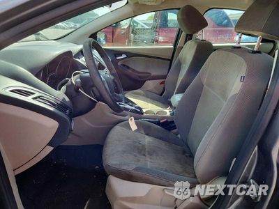 Zdjęcie 7 z 12 samochodu: 2013 FORD FOCUS SE VIN:1FADP3F28DL292465 - miniatura