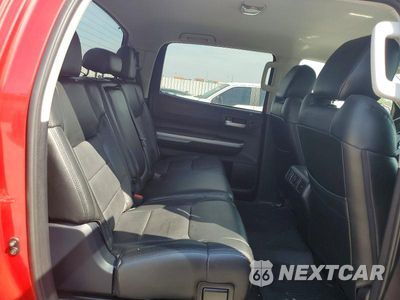 Zdjęcie 10 z 12 samochodu: 2018 TOYOTA TUNDRA CREWMAX SR5 VIN:5TFDY5F12JX770457 - miniatura