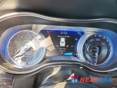 Zdjęcie 9 z 12 samochodu: 2018 CHRYSLER 300 TOURING VIN:2C3CCARG0JH292292 - miniatura