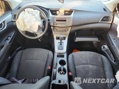 Zdjęcie 8 z 12 samochodu: 2014 NISSAN SENTRA S VIN:3N1AB7AP2EY280118 - miniatura