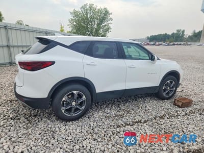 Trzecie zdjęcie samochodu z tyłu: 2025 CHEVROLET BLAZER 2LT VIN:3GNKBCR41SS189593 - miniatura