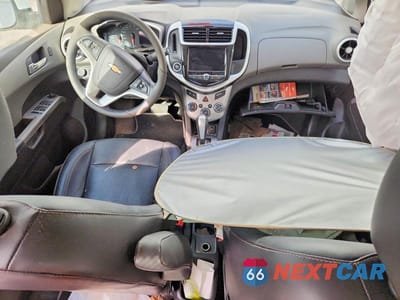 Zdjęcie 8 z 12 samochodu: 2018 CHEVROLET SONIC PREMIER VIN:1G1JF5SB6J4132018 - miniatura
