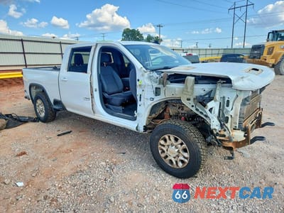 Czwarte zdjęcie samochodu z boku: 2021 CHEVROLET SILVERADO K2500 HEAVY DUTY LT VIN:1GC1YNEY2MF273436 - miniatura