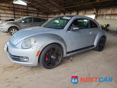 2012 VOLKSWAGEN BEETLE TURBO 3VWVA7AT8CM614359 - główne zdjęcie licytacji z USA - miniatura