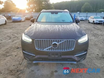 Piąte zdjęcie samochodu w środku: 2018 VOLVO XC90 T6 VIN:YV4A22PL6J1384708 - miniatura