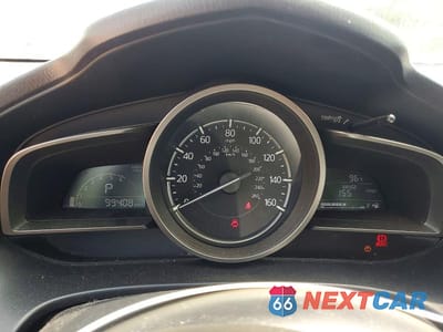 Zdjęcie 9 z 12 samochodu: 2018 MAZDA 3 SPORT VIN:3MZBN1U72JM187485 - miniatura
