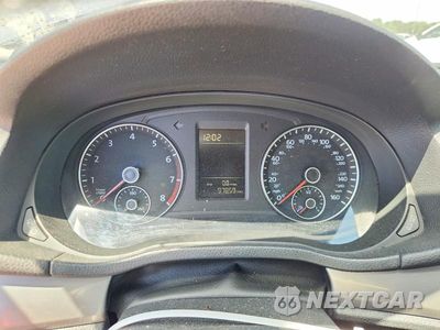 Zdjęcie 9 z 12 samochodu: 2015 VOLKSWAGEN PASSAT S VIN:1VWAS7A31FC086651 - miniatura