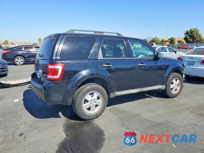 Trzecie zdjęcie samochodu z tyłu: 2009 FORD ESCAPE XLT VIN:1FMCU93G19KC10649 - miniatura