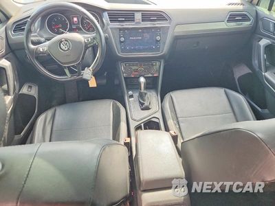 Zdjęcie 8 z 14 samochodu: 2018 VOLKSWAGEN TIGUAN SE VIN:3VV3B7AX0JM170628 - miniatura