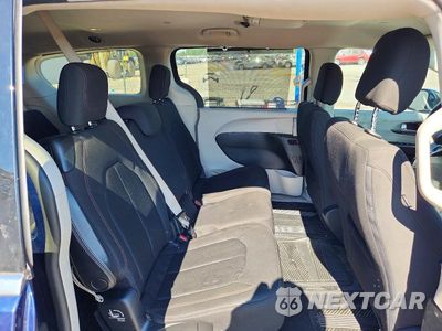 Zdjęcie 11 z 13 samochodu: 2020 CHRYSLER PACIFICA TOURING VIN:2C4RC1FG8LR108384 - miniatura