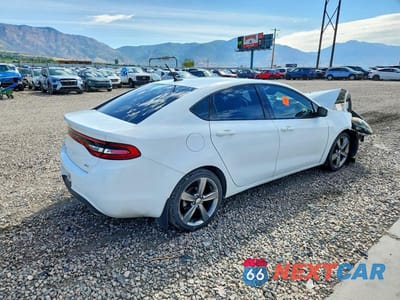Trzecie zdjęcie samochodu z tyłu: 2016 DODGE DART GT VIN:1C3CDFEB2GD585198 - miniatura